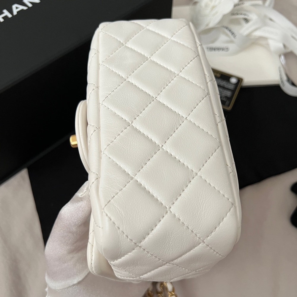 Auth Chanel White Pearl Crush Mini Square - Lambskin w/ Aged Gold Hardware - Picture 10 of 16
